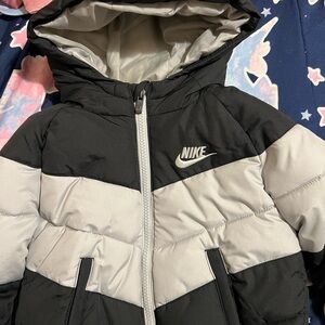 Nike Kids Puffer Jacket in Black and Gray